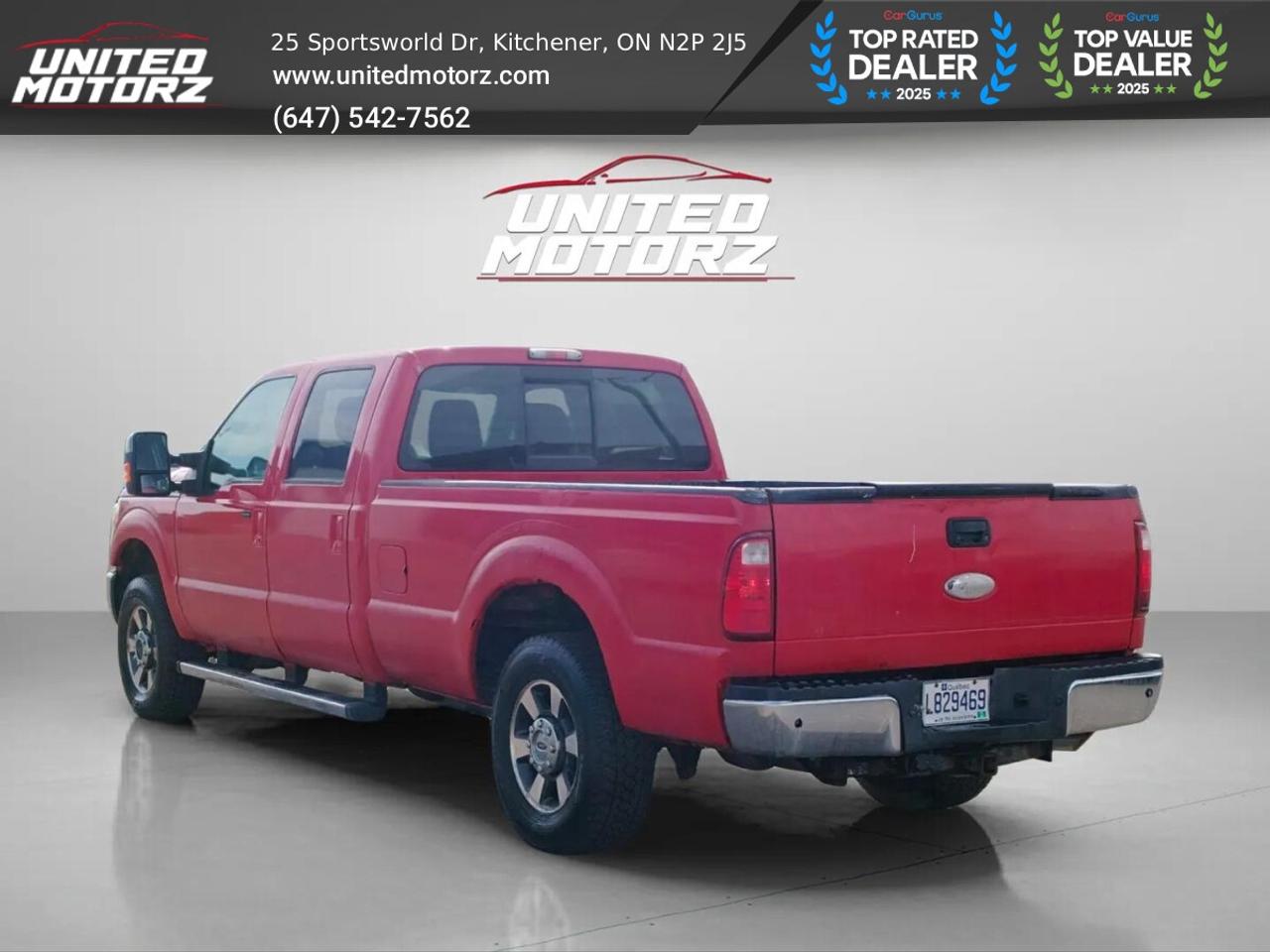 2011 Ford F-250 Super Duty SRW 4WD Crew Cab 156" Lariat Photo