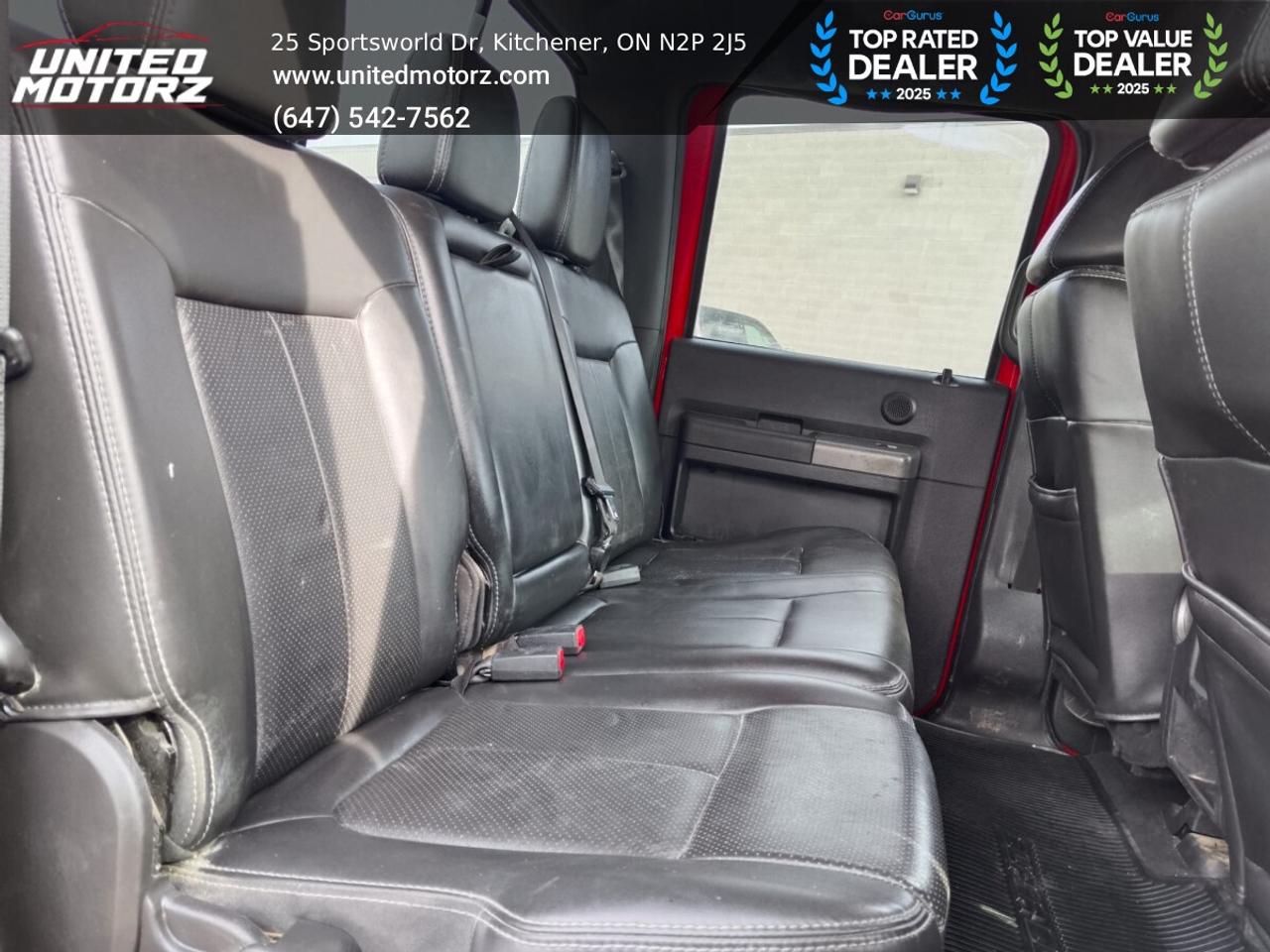2011 Ford F-250 Super Duty SRW 4WD Crew Cab 156" Lariat Photo