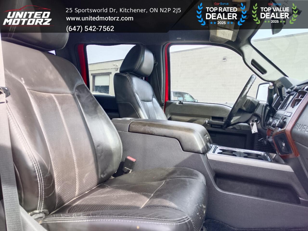 2011 Ford F-250 Super Duty SRW 4WD Crew Cab 156" Lariat Photo