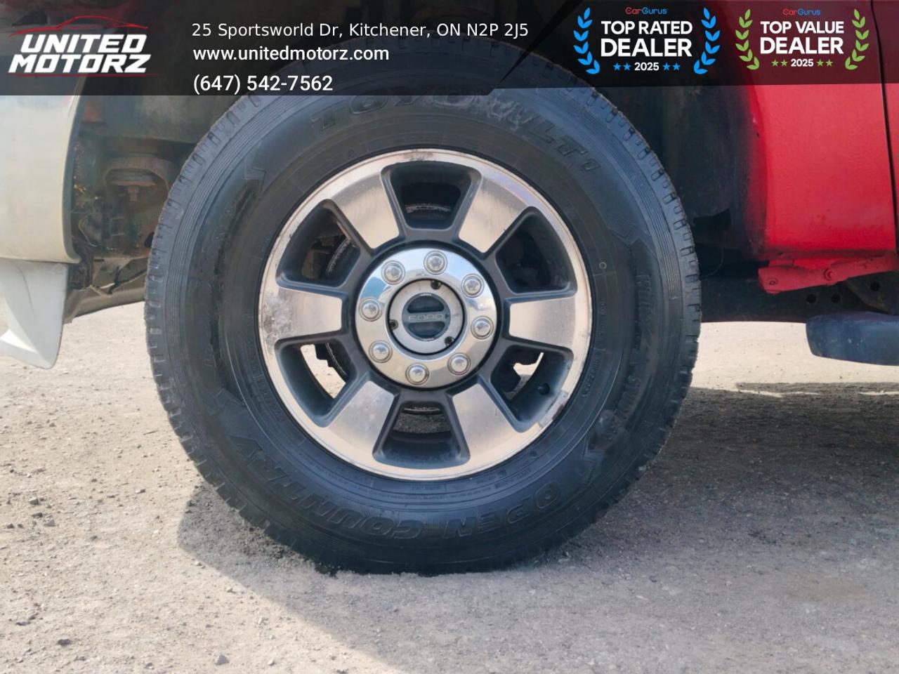 2011 Ford F-250 Super Duty SRW 4WD Crew Cab 156" Lariat Photo
