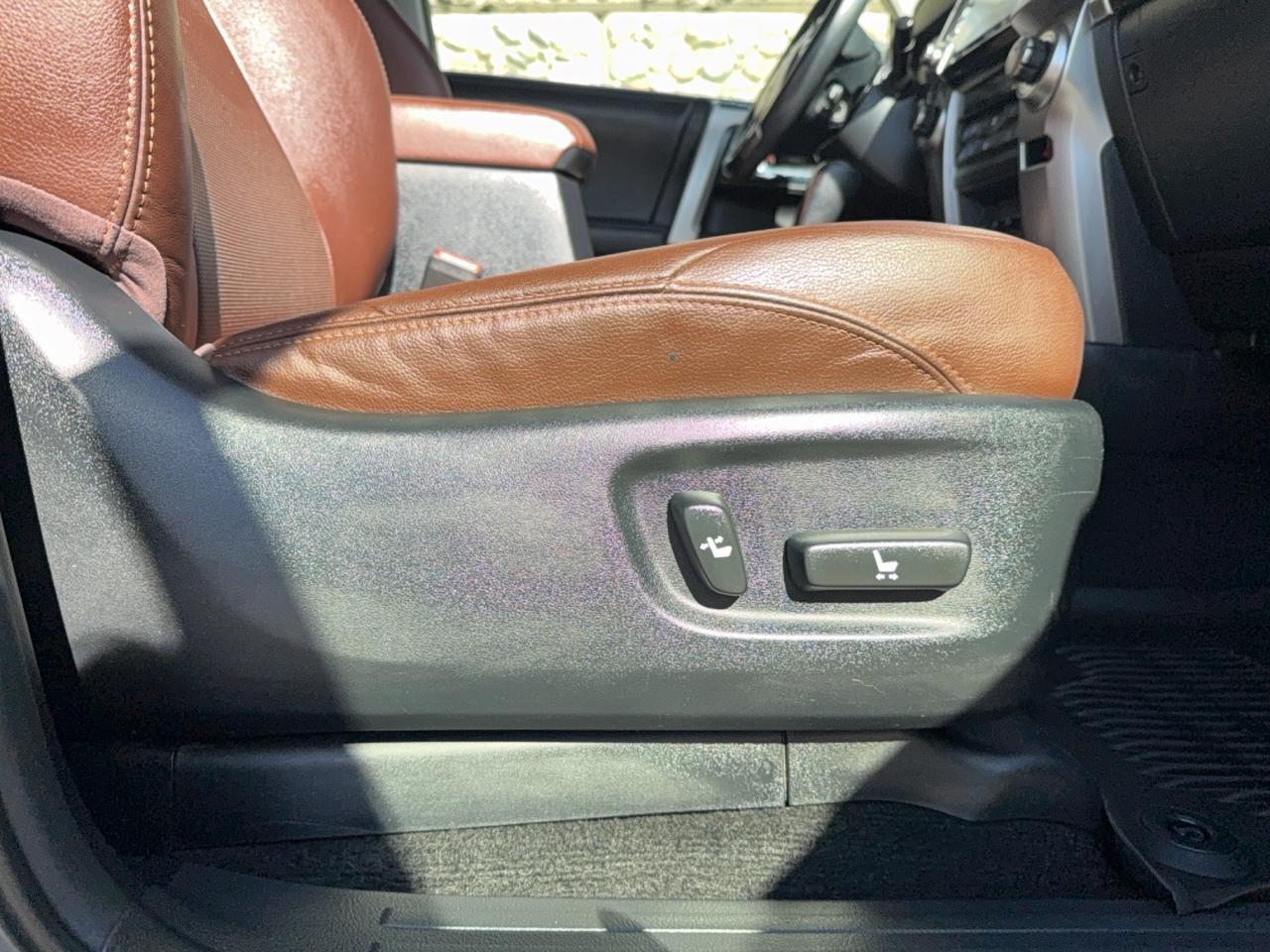 2020 Toyota 4Runner Limited Photo