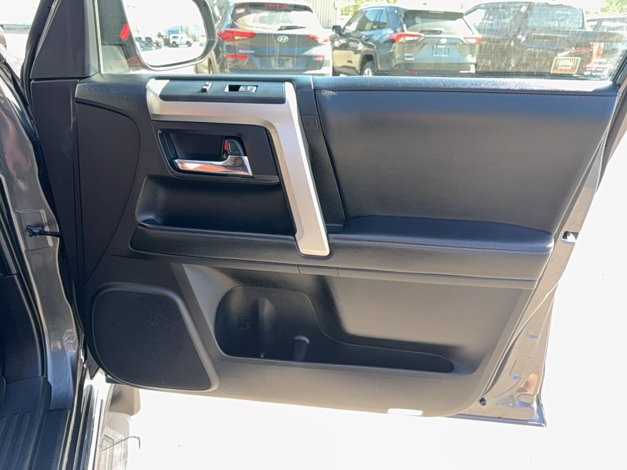 2020 Toyota 4Runner Limited Photo