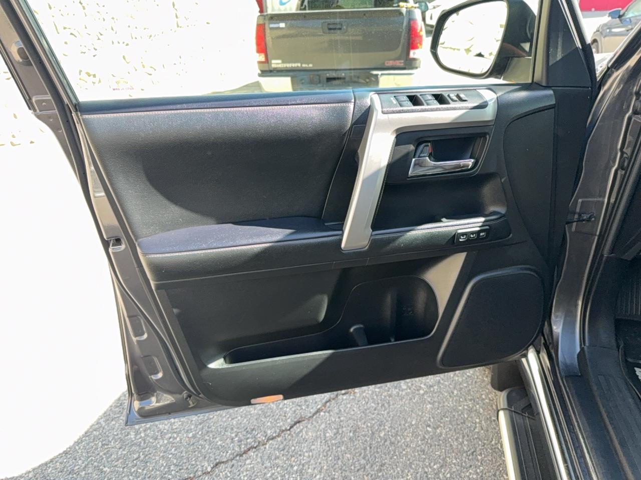 2020 Toyota 4Runner Limited Photo