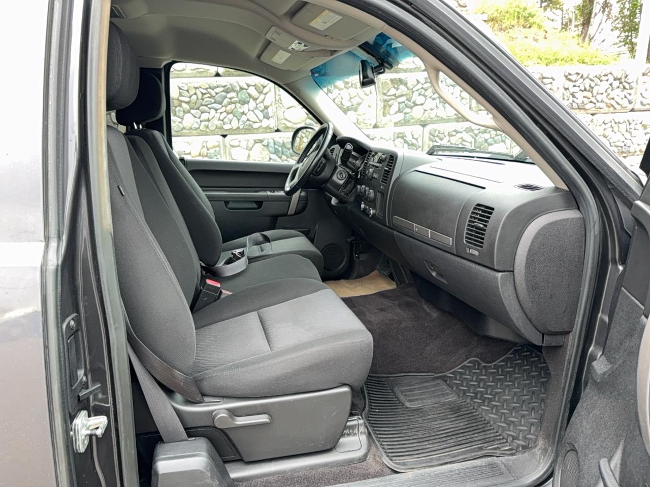 2011 GMC Sierra 1500 SLE Photo