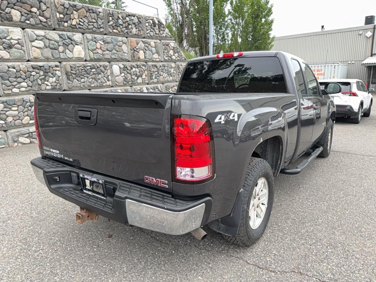 2011 GMC Sierra 1500 SLE Photo