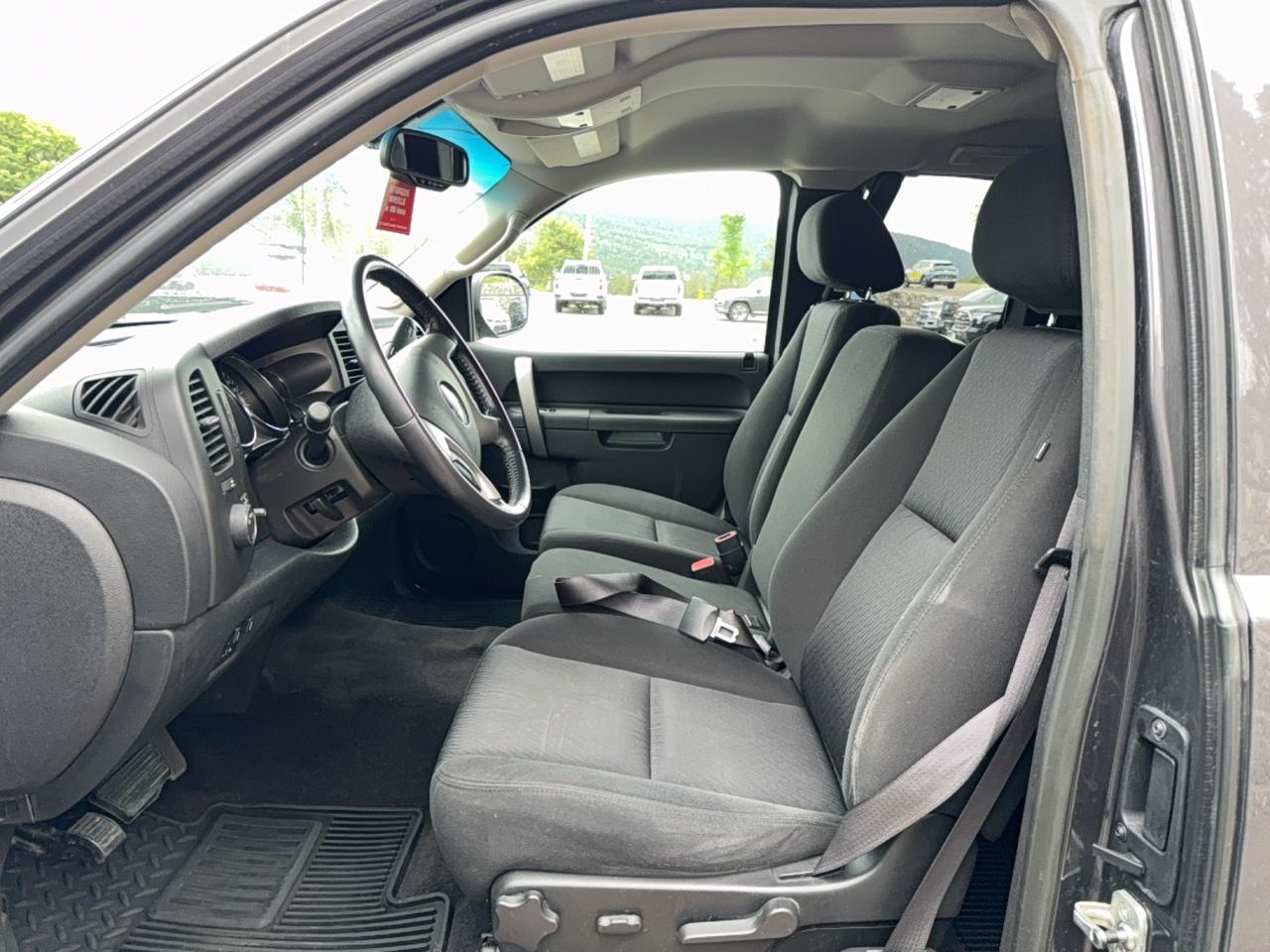 2011 GMC Sierra 1500 SLE Photo