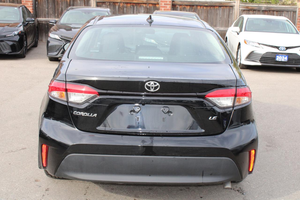 2025 Toyota Corolla LE Photo4