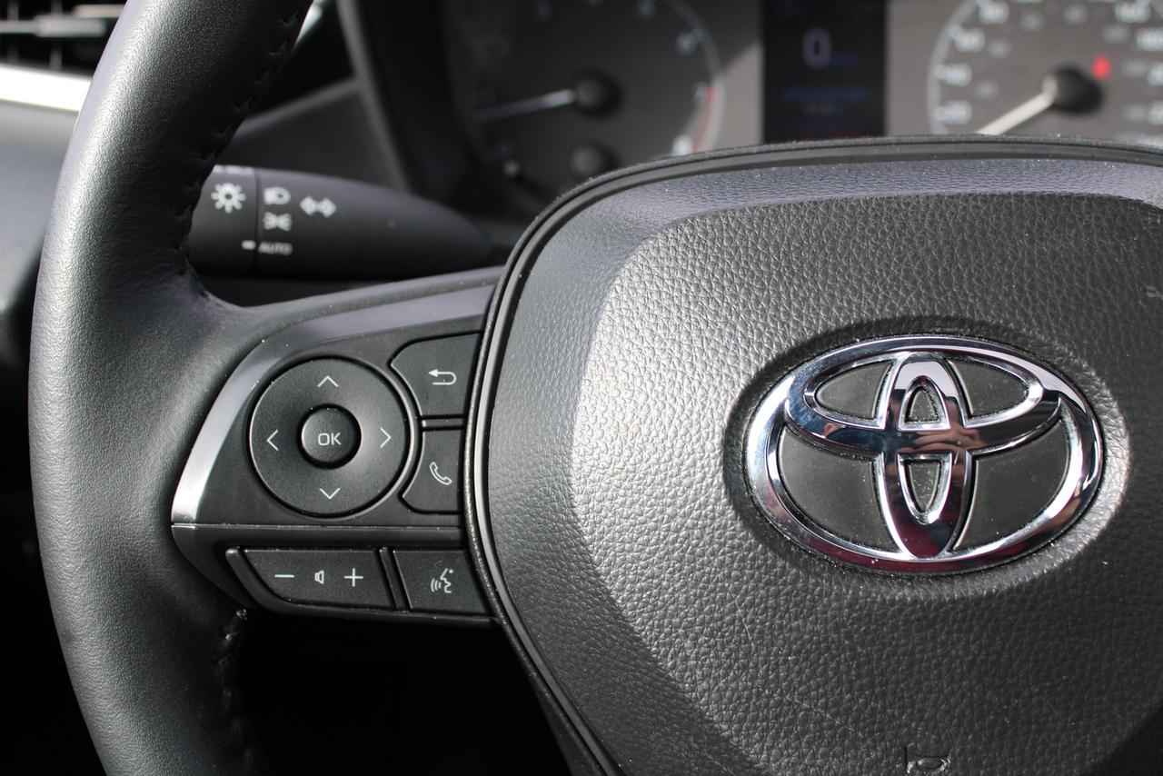 2025 Toyota Corolla LE Photo