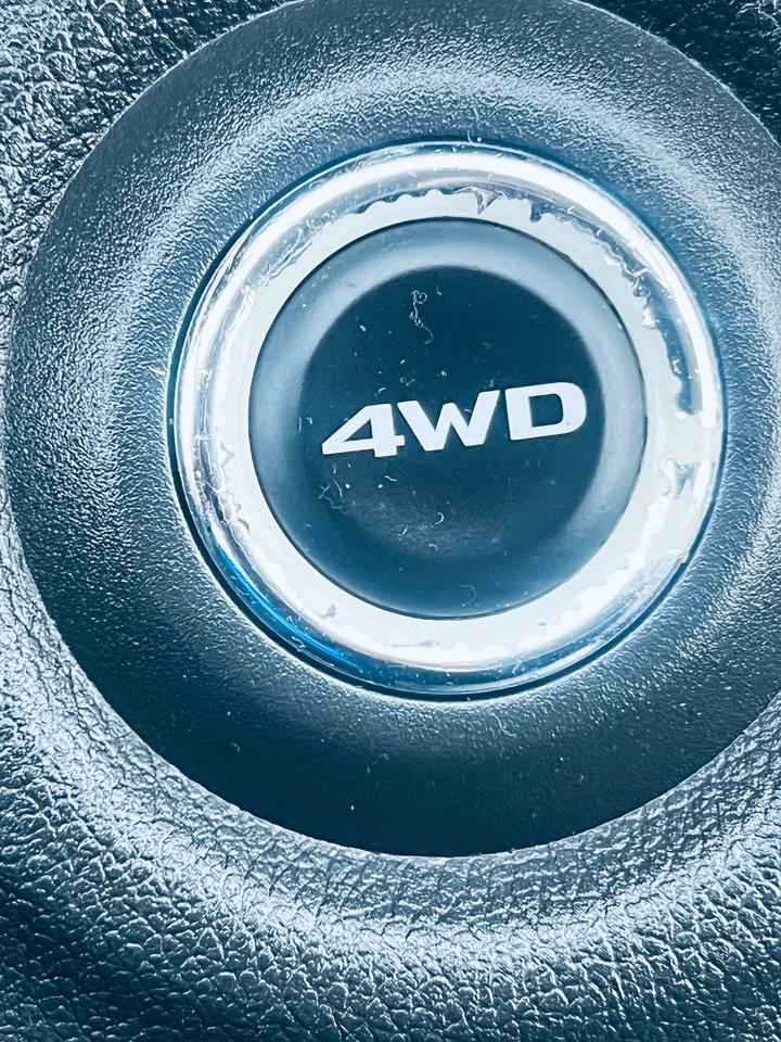 2015 Mitsubishi Outlander 7 SEATS- 4WD- HEATED SEATS Photo