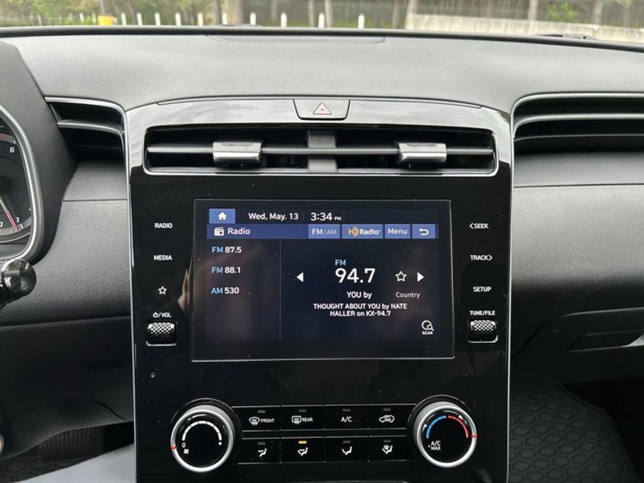 2023 Hyundai Tucson Essential AWD | No accidents Photo