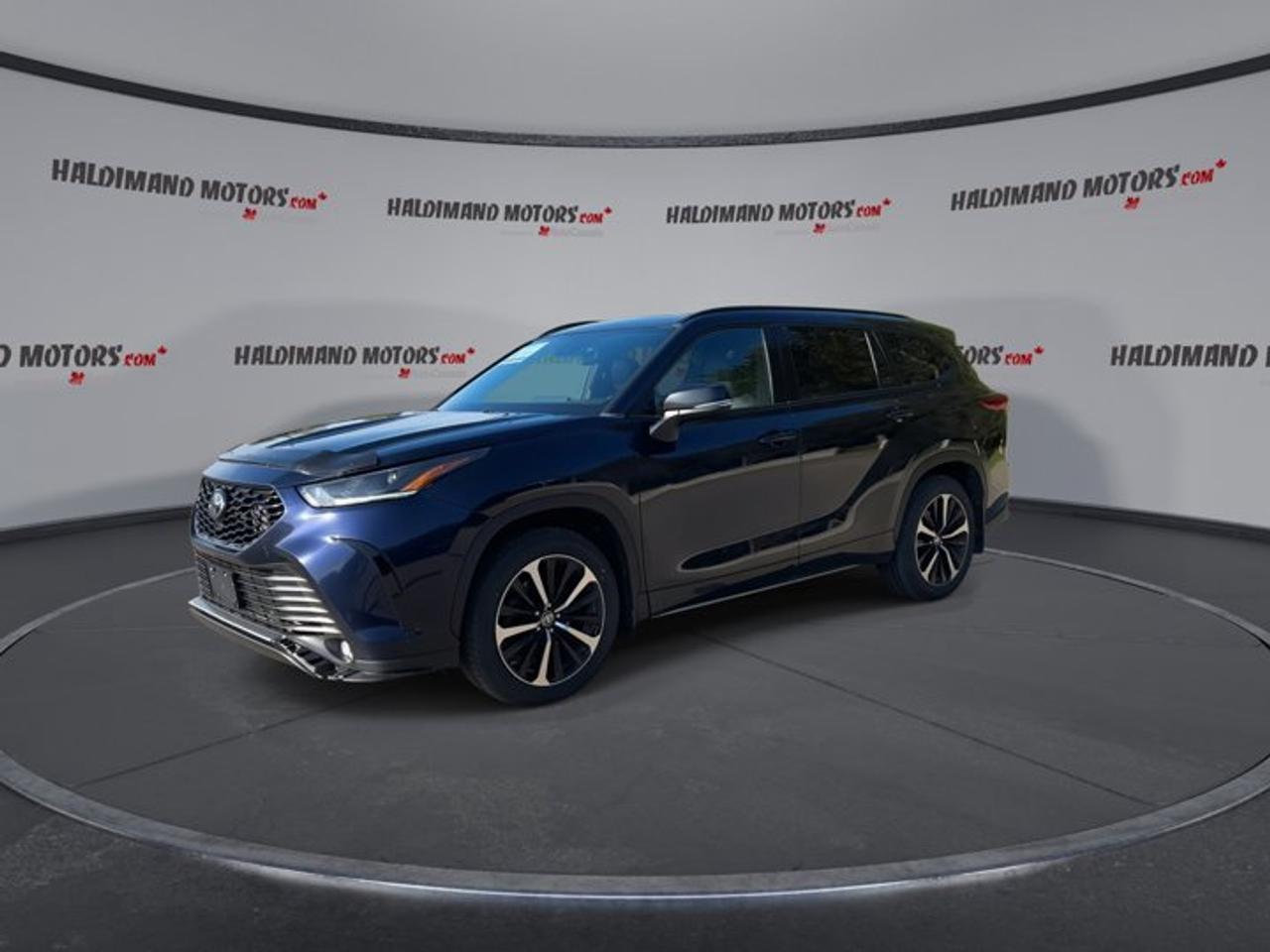 2022 Toyota Highlander XSE AWD | No Accidents | Sunroof | Leather Seats | Heated Steering Wheel Photo3