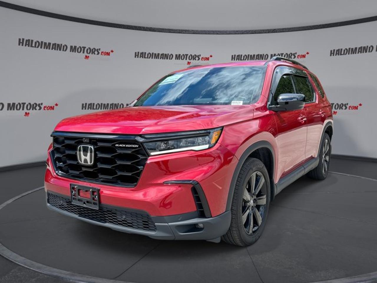 2025 Honda Pilot Black Edition AWD | One Owner | No Accidents | Leather Seats | 360 Camera Photo0