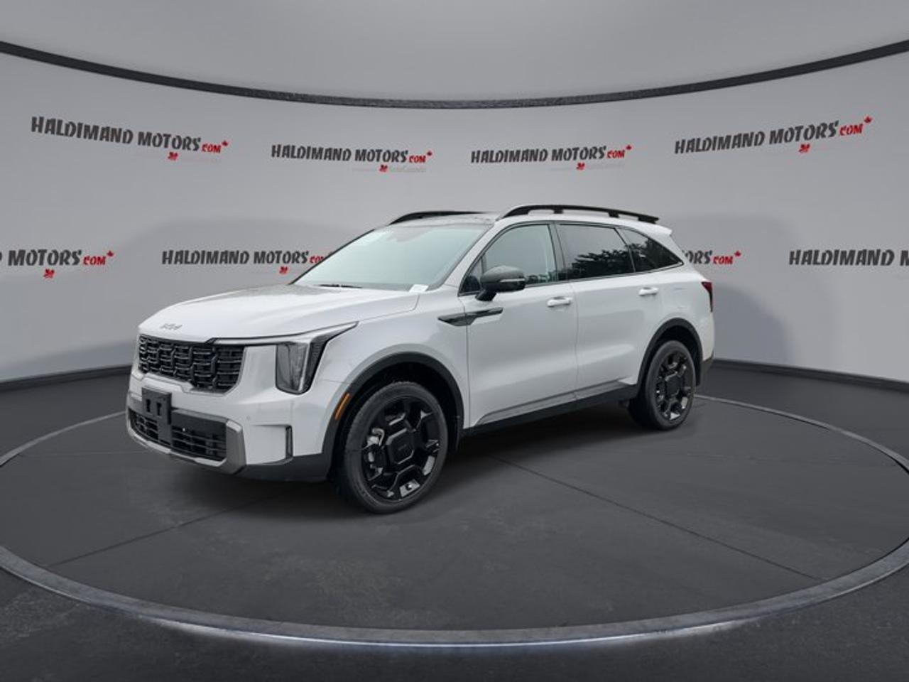 2025 Kia Sorento X-Line AWD | One Owner | No Accidents | Leather Seats | Heated Steering Wheel Photo3