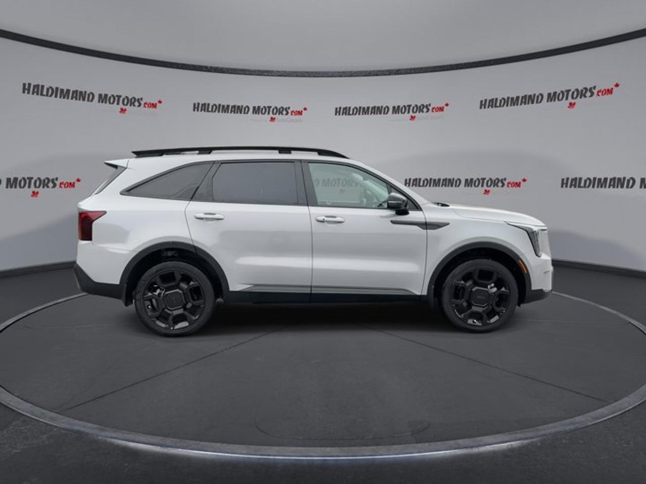 2025 Kia Sorento X-Line AWD | One Owner | No Accidents | Leather Seats | Heated Steering Wheel Photo
