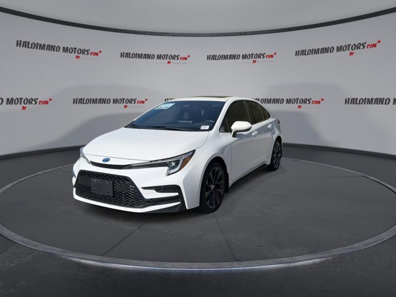 2025 Toyota Corolla SE 2WD | Sunroof | Heated Steering Wheel Photo