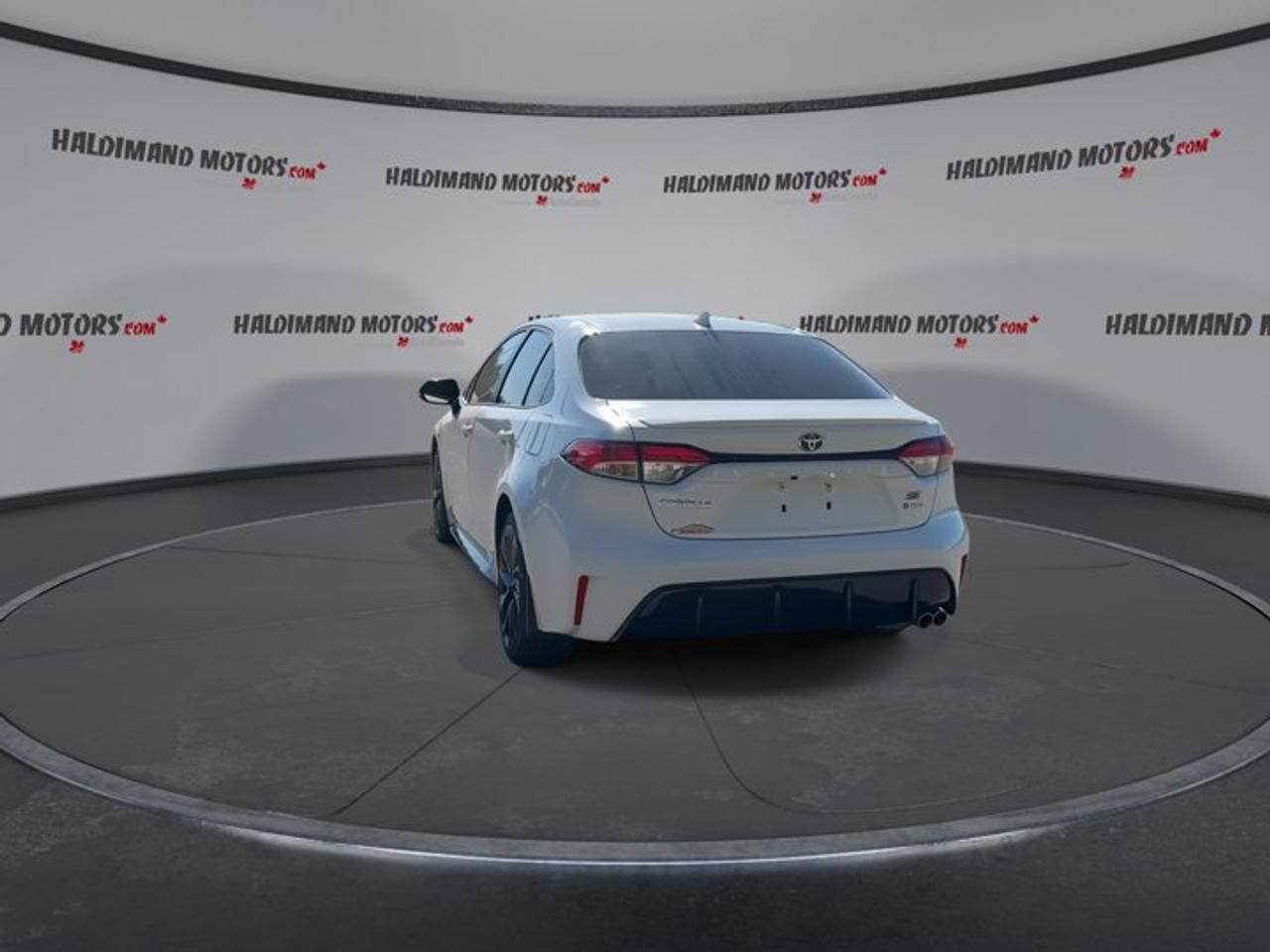 2025 Toyota Corolla SE 2WD | Sunroof | Heated Steering Wheel Photo