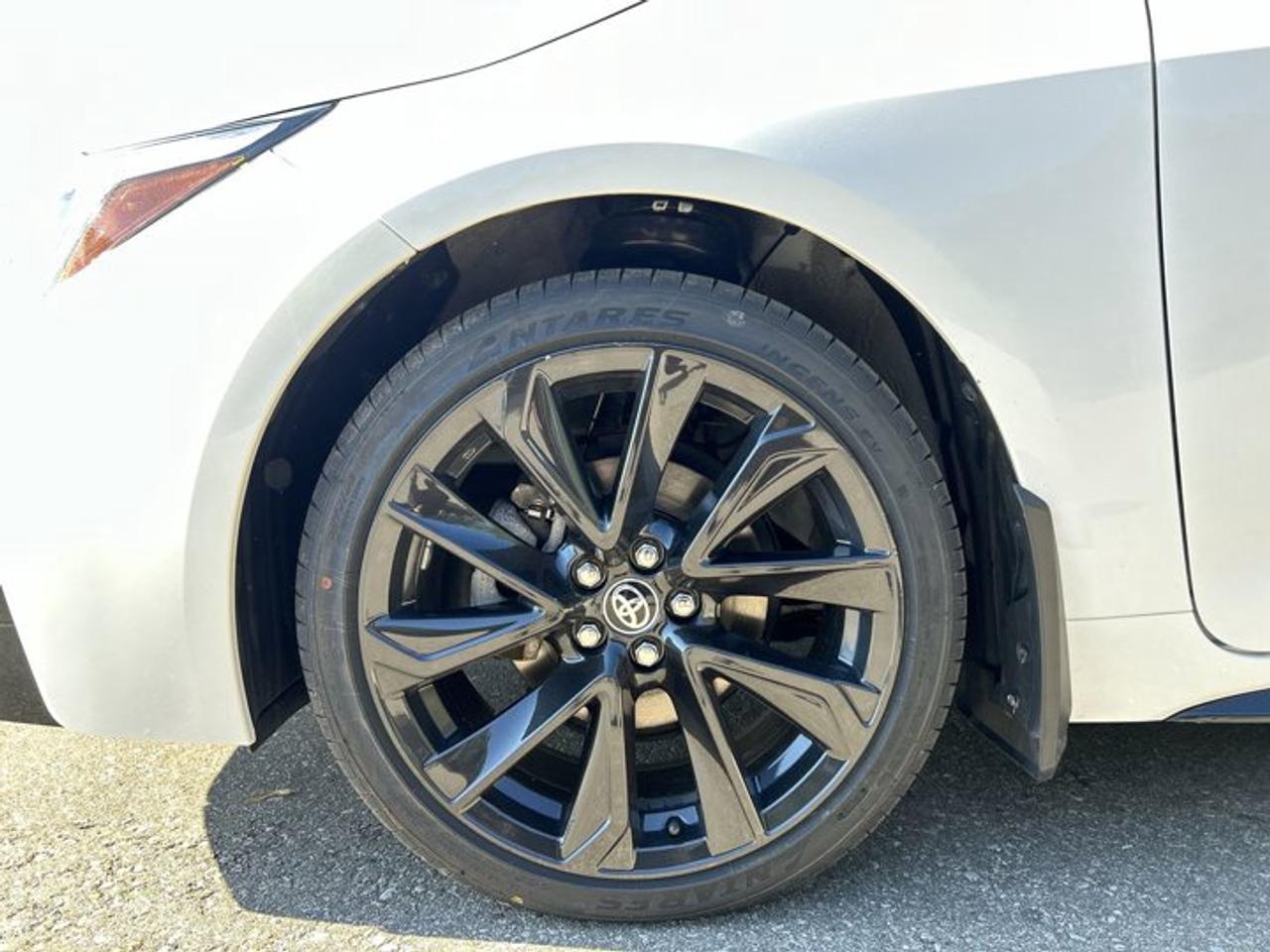 2025 Toyota Corolla SE 2WD | Sunroof | Heated Steering Wheel Photo