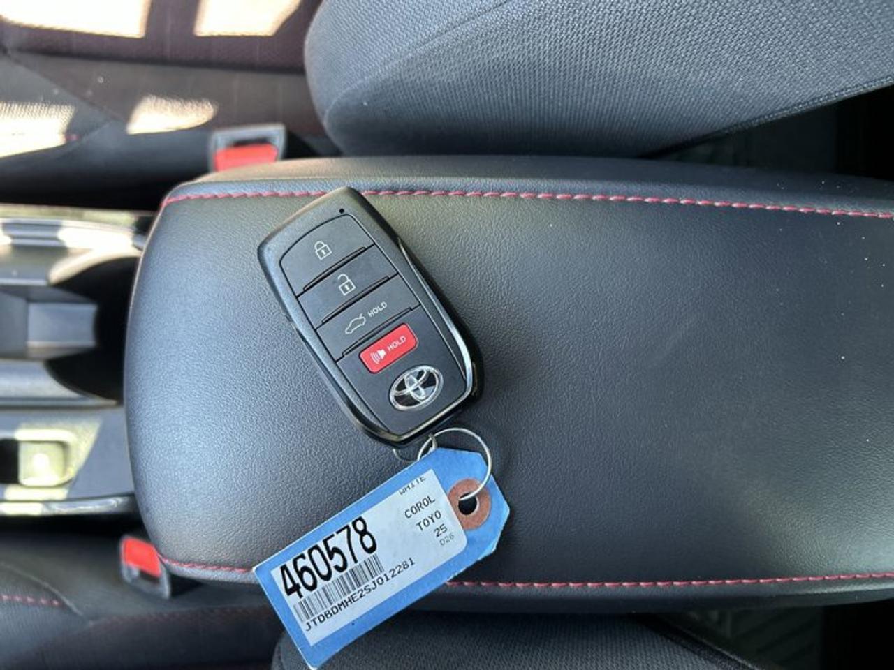 2025 Toyota Corolla SE 2WD | Sunroof | Heated Steering Wheel Photo