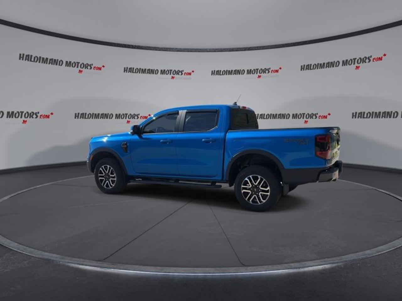 2025 Ford Ranger LARIAT SuperCrew 5' Box 4WD | No Accidents | Leather Seats Photo