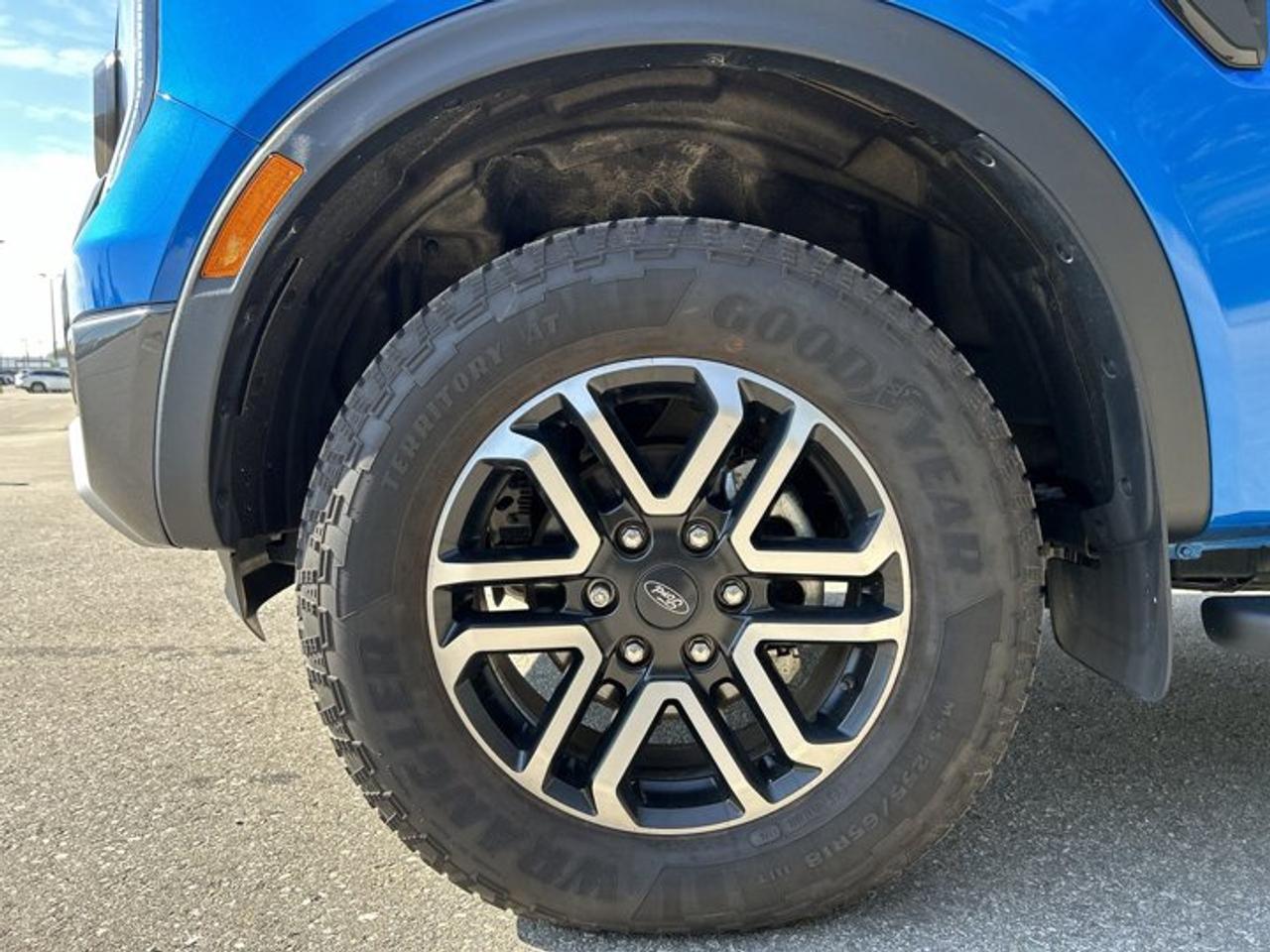 2025 Ford Ranger LARIAT SuperCrew 5' Box 4WD | No Accidents | Leather Seats Photo