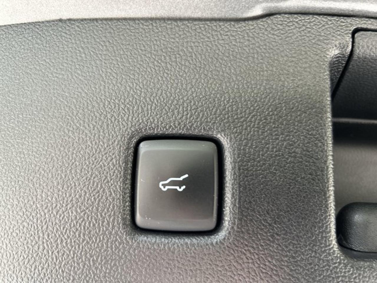 2025 Ford Escape Platinum AWD | Leather Seats Photo