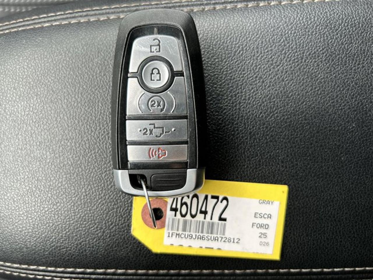 2025 Ford Escape Platinum AWD | Leather Seats Photo