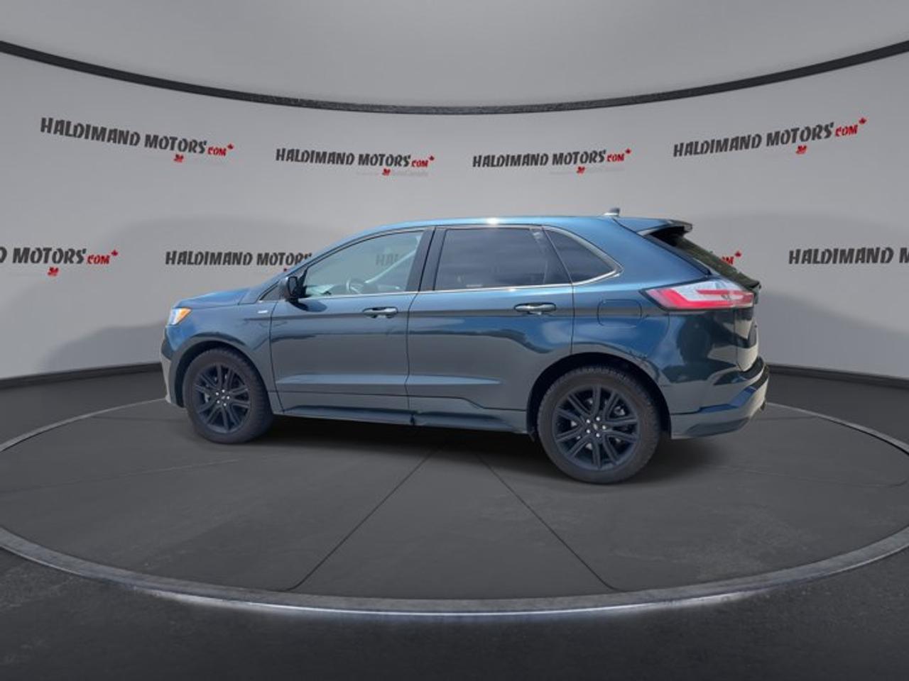 2024 Ford Edge ST Line AWD | One Owner | No Accidents | Heated Steering Wheel Photo
