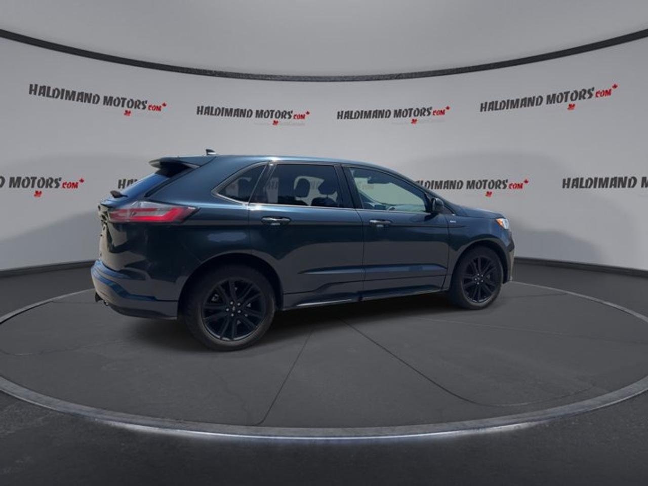 2024 Ford Edge ST Line AWD | One Owner | No Accidents | Heated Steering Wheel Photo