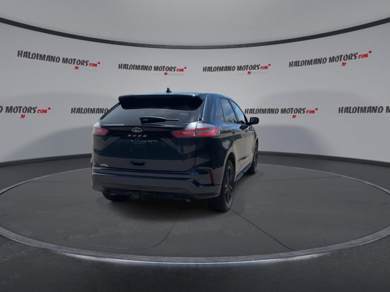 2024 Ford Edge ST Line AWD | One Owner | No Accidents | Heated Steering Wheel Photo
