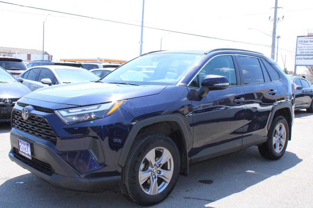 2024 Toyota RAV4 XLE Photo2