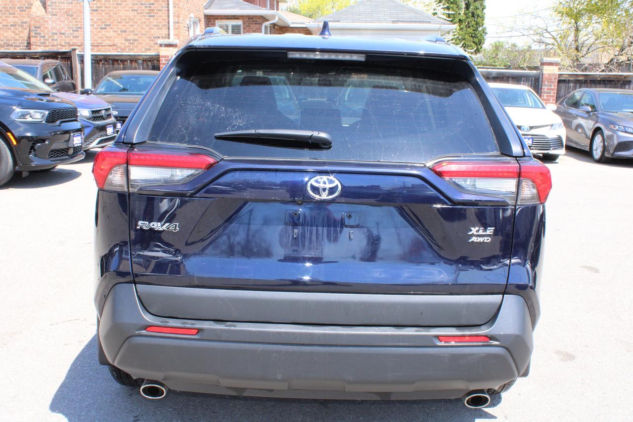 2024 Toyota RAV4 XLE Photo