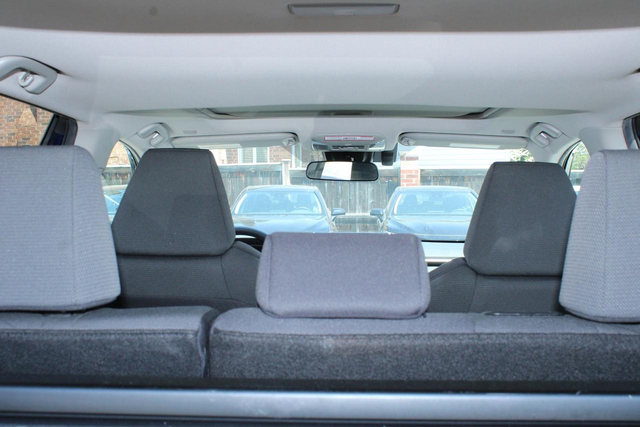 2024 Toyota RAV4 XLE Photo
