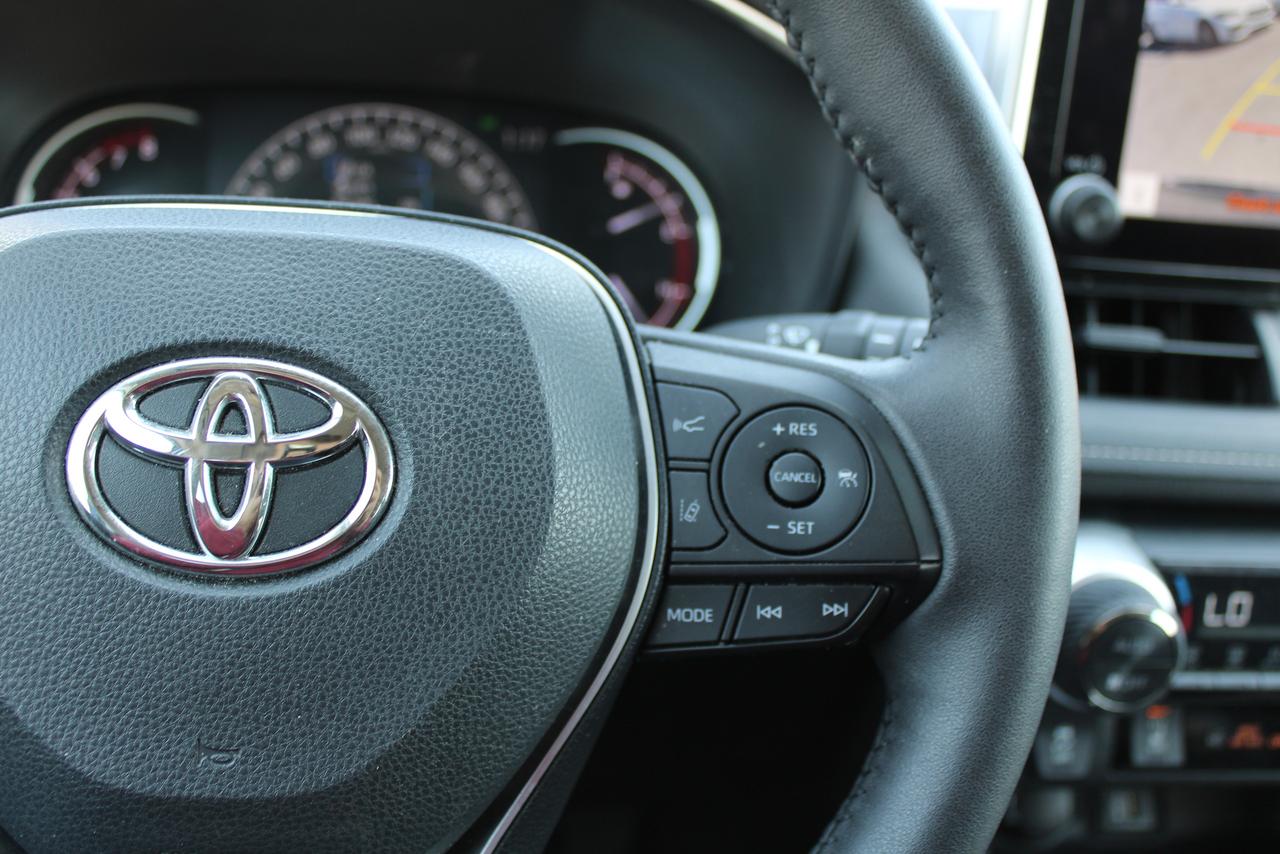 2024 Toyota RAV4 XLE Photo