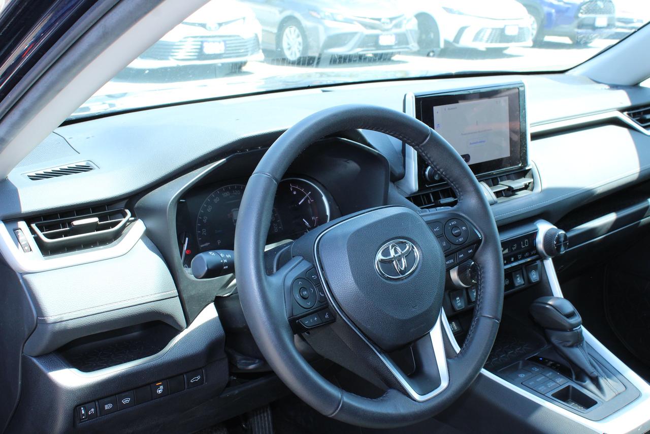 2024 Toyota RAV4 XLE Photo