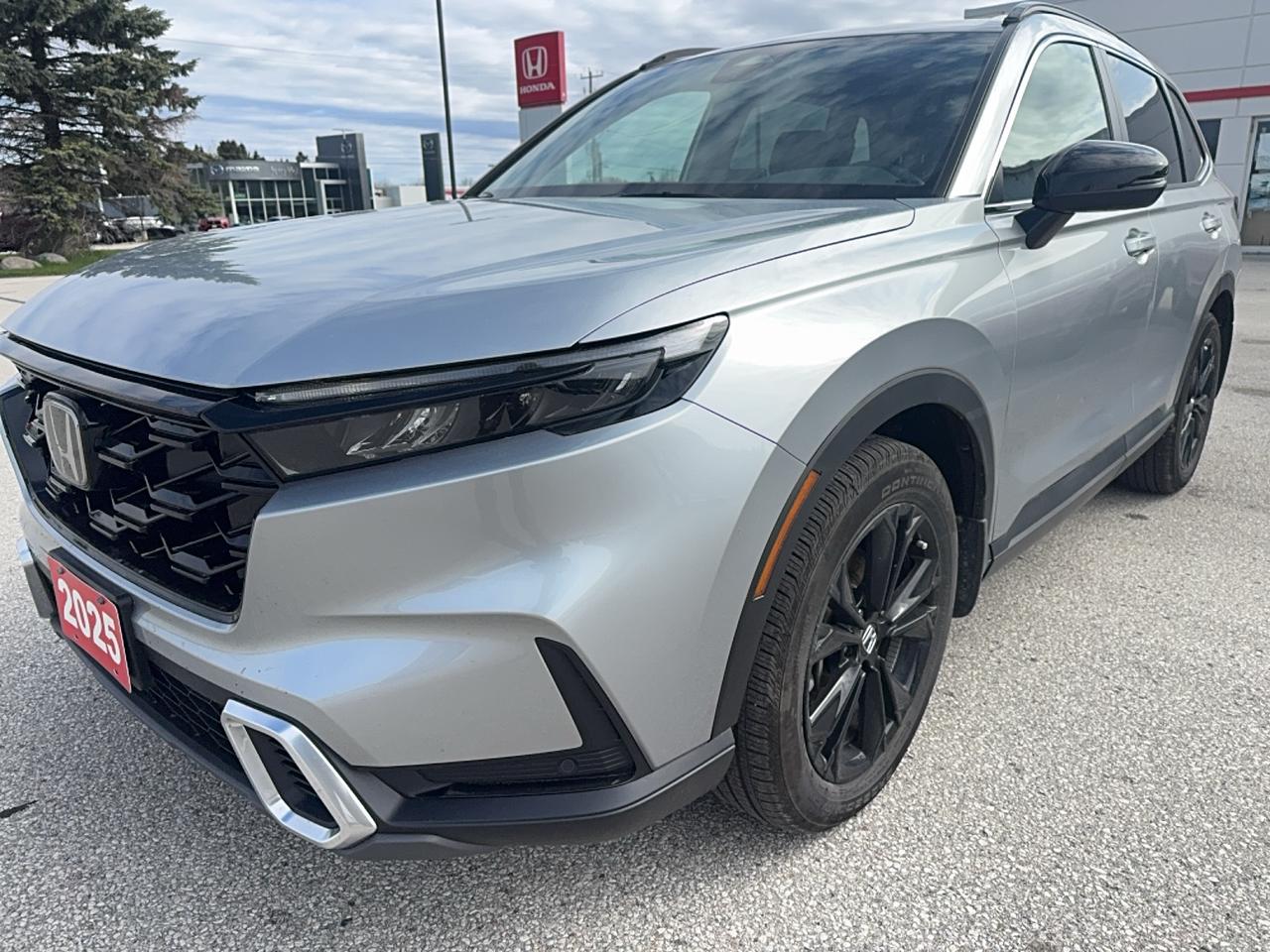 2025 Honda CR-V Hybrid Touring AWD Photo0