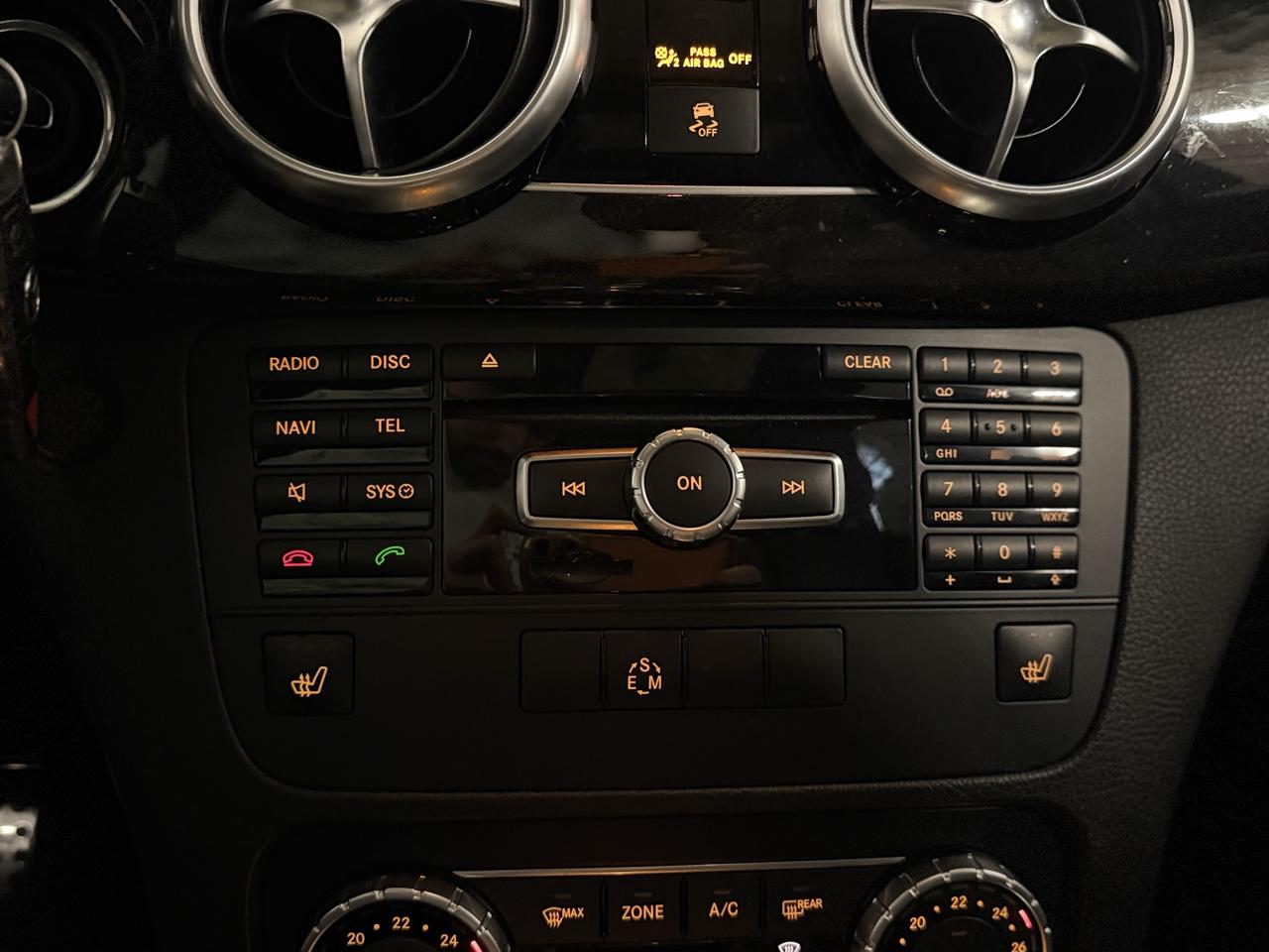 2015 Mercedes-Benz GLK-Class 4MATIC 4DR GLK 250 BLUETEC Photo