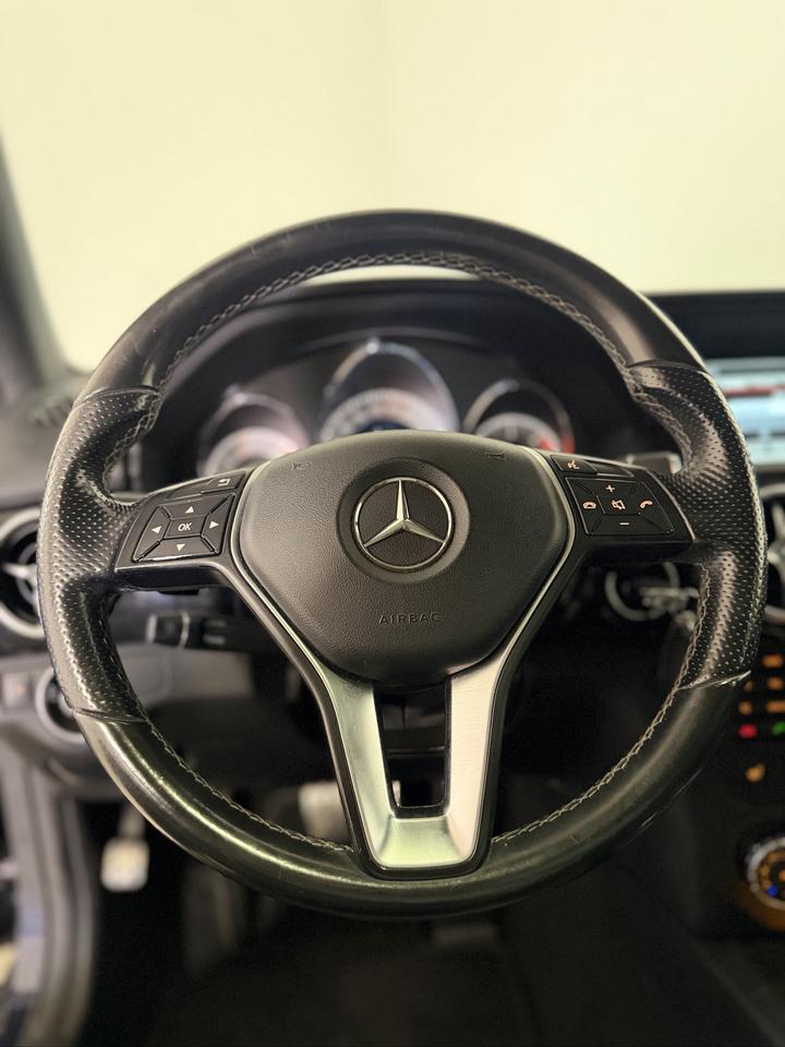 2015 Mercedes-Benz GLK-Class 4MATIC 4DR GLK 250 BLUETEC Photo