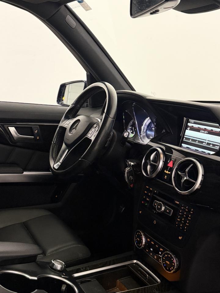 2015 Mercedes-Benz GLK-Class 4MATIC 4DR GLK 250 BLUETEC Photo