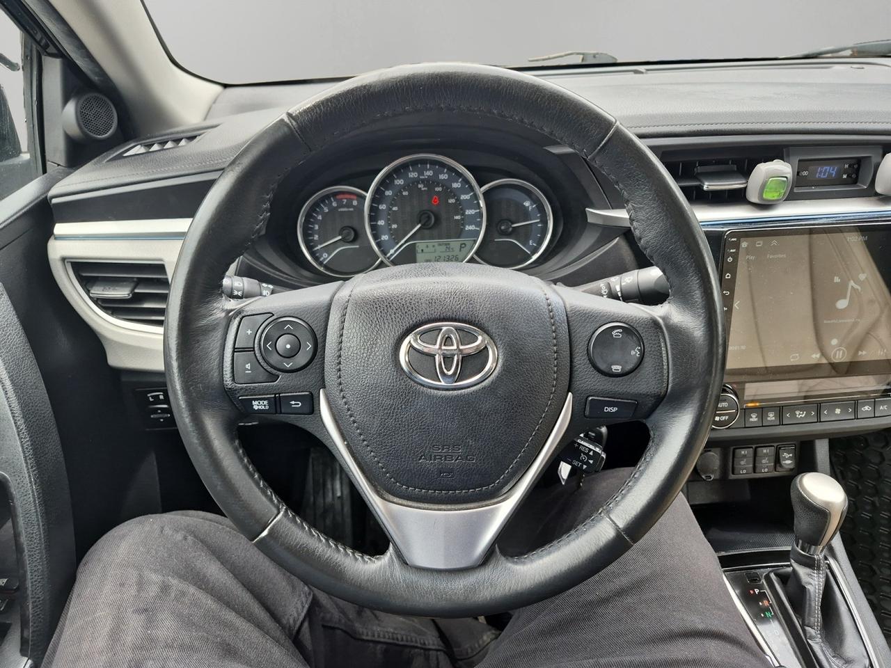 2016 Toyota Corolla LE Photo
