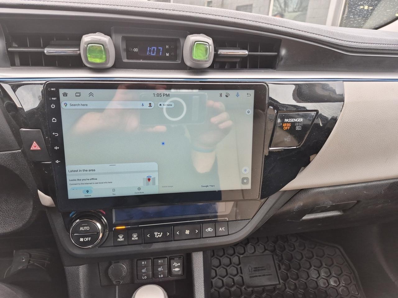 2016 Toyota Corolla LE Photo