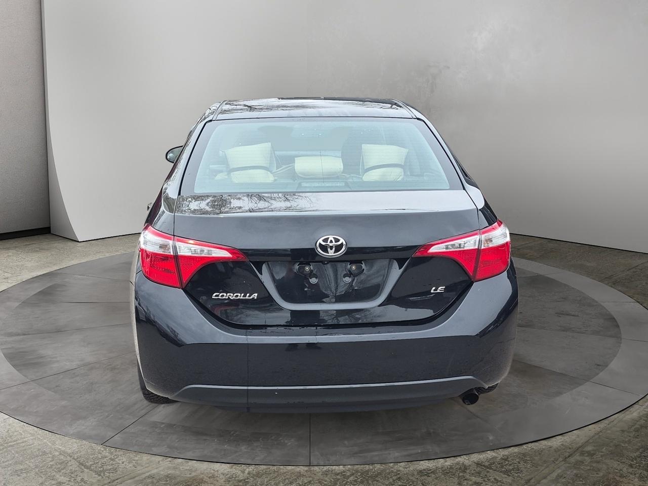 2016 Toyota Corolla LE Photo