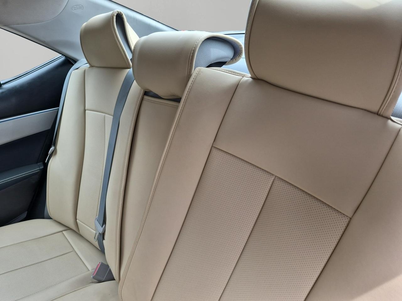 2016 Toyota Corolla LE Photo