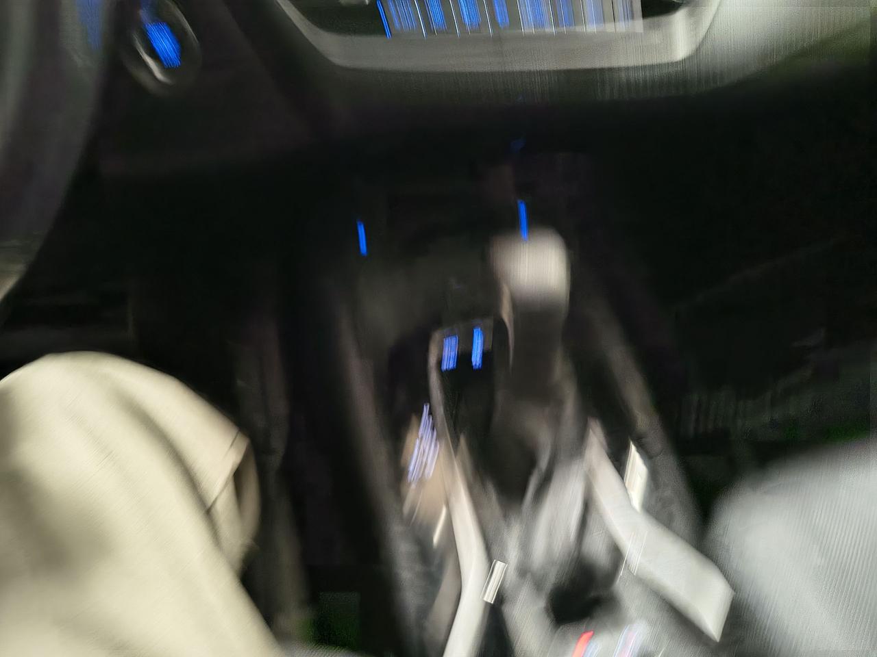 2021 Toyota Corolla SE Photo0