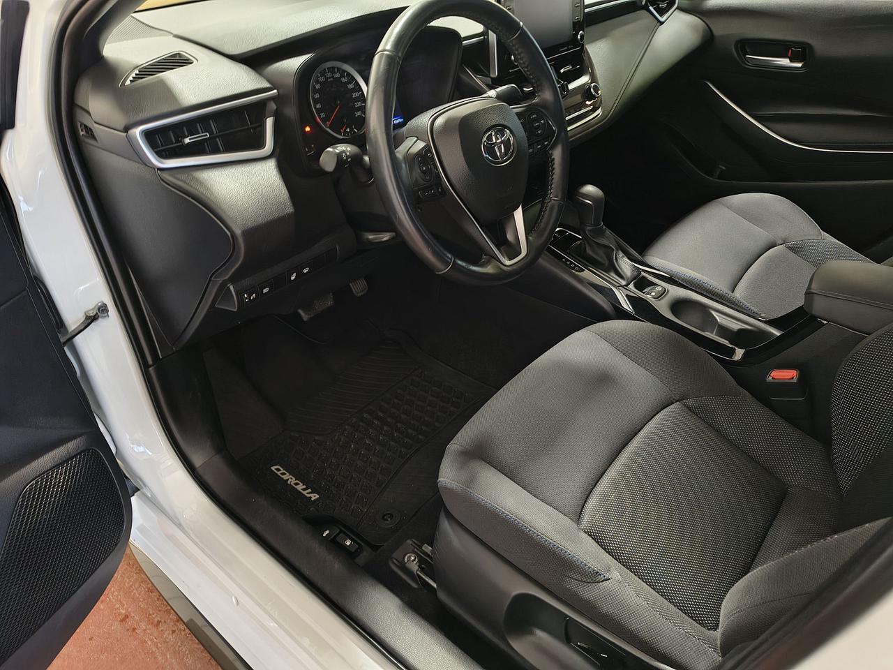 2021 Toyota Corolla SE Photo0