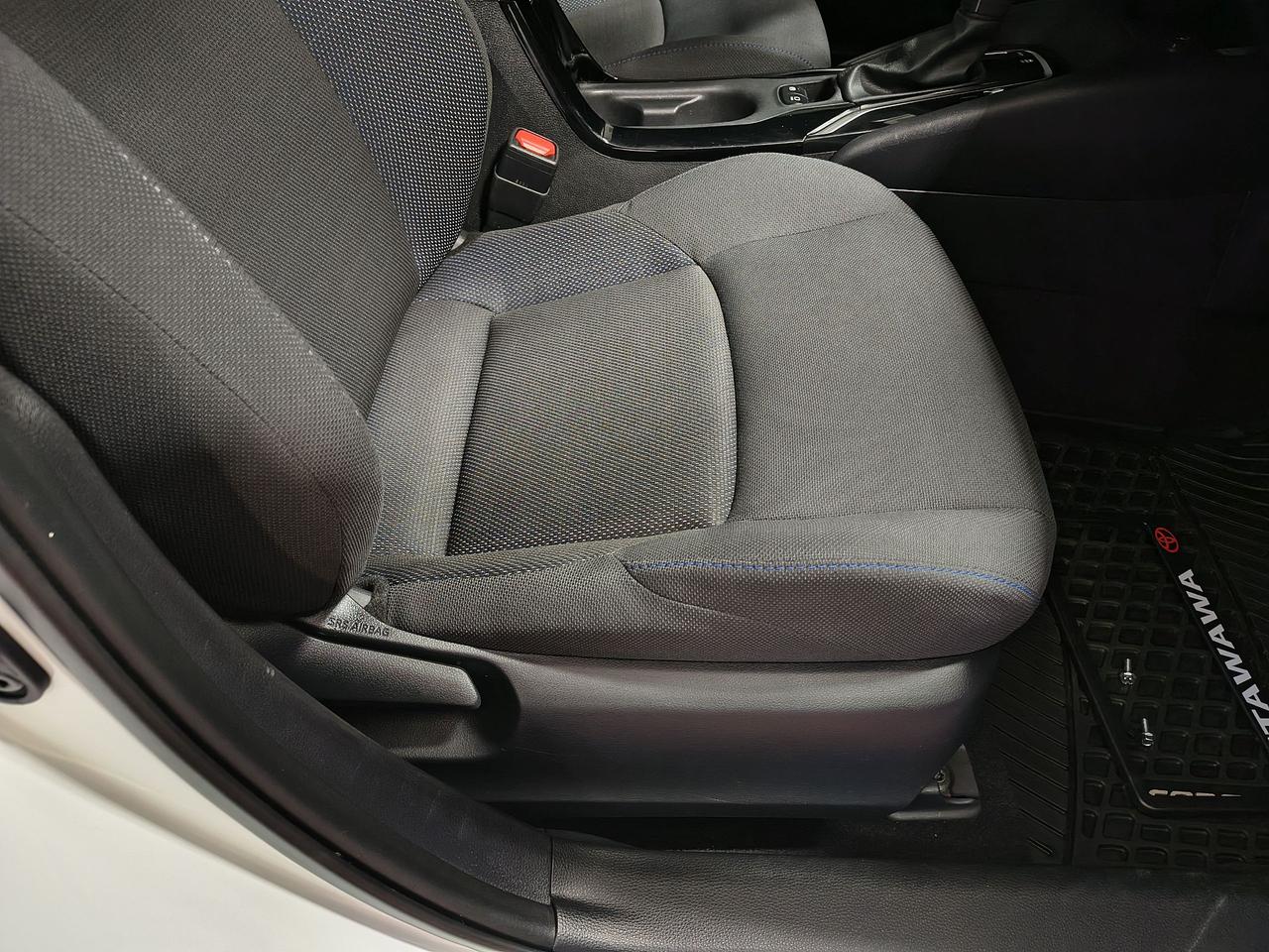 2021 Toyota Corolla SE Photo