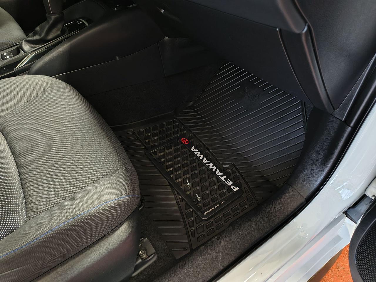 2021 Toyota Corolla SE Photo0