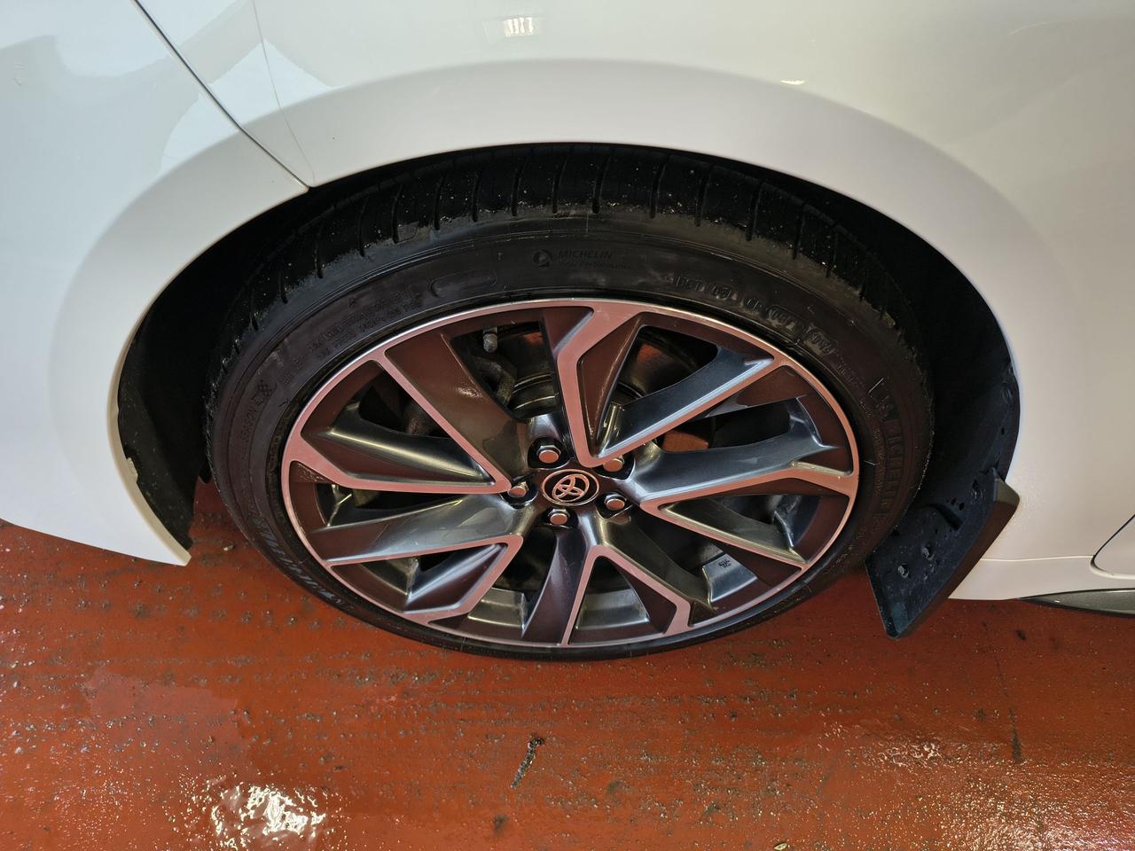 2021 Toyota Corolla SE Photo0