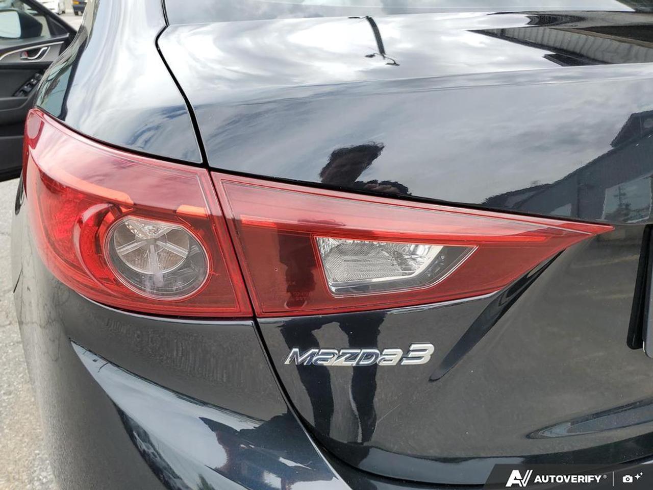 2017 Mazda MAZDA3 4dr Sdn Auto GX-BACK UP CAMERA-BLUETOOTH Photo
