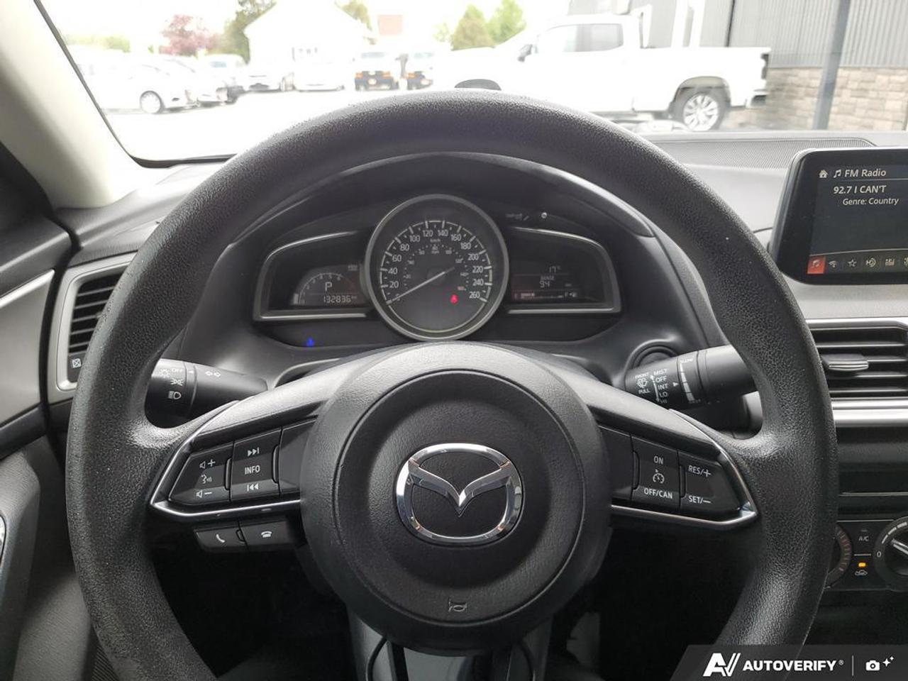 2017 Mazda MAZDA3 4dr Sdn Auto GX-BACK UP CAMERA-BLUETOOTH Photo