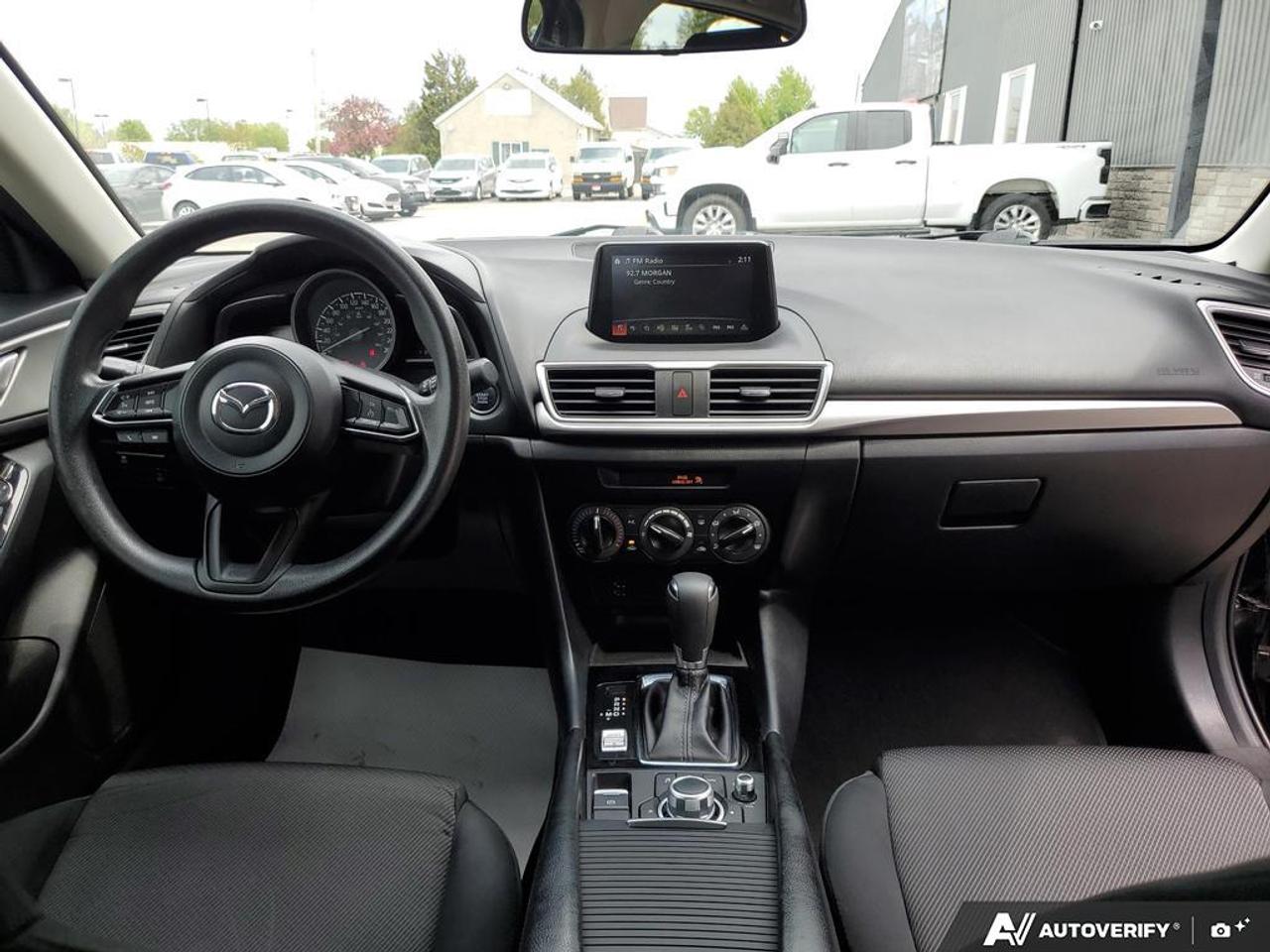 2017 Mazda MAZDA3 4dr Sdn Auto GX-BACK UP CAMERA-BLUETOOTH Photo